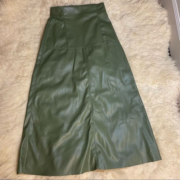 NWT ZARA FAUX LEATHER MIDI SKIRT - Picture 4 of 6